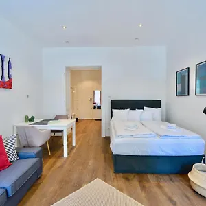 charming-studio-in-servitenviertel-i.vienna-besthotels.com/